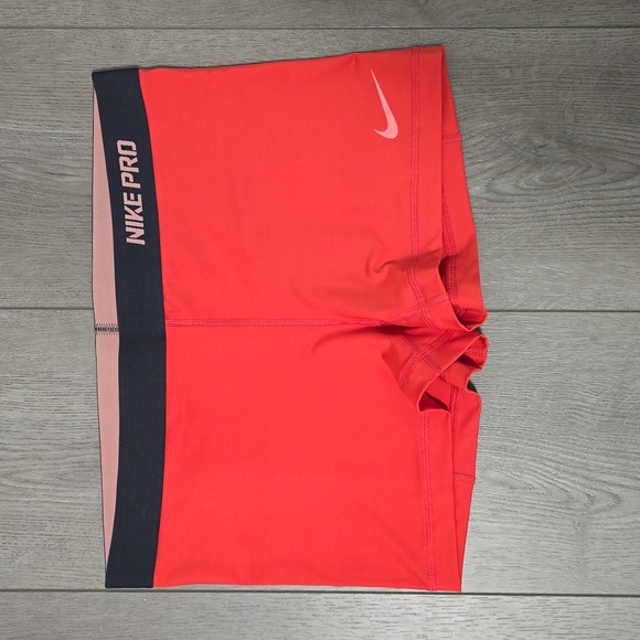 NIKE DRI FIT TIGHTS - Picture 1 of 3